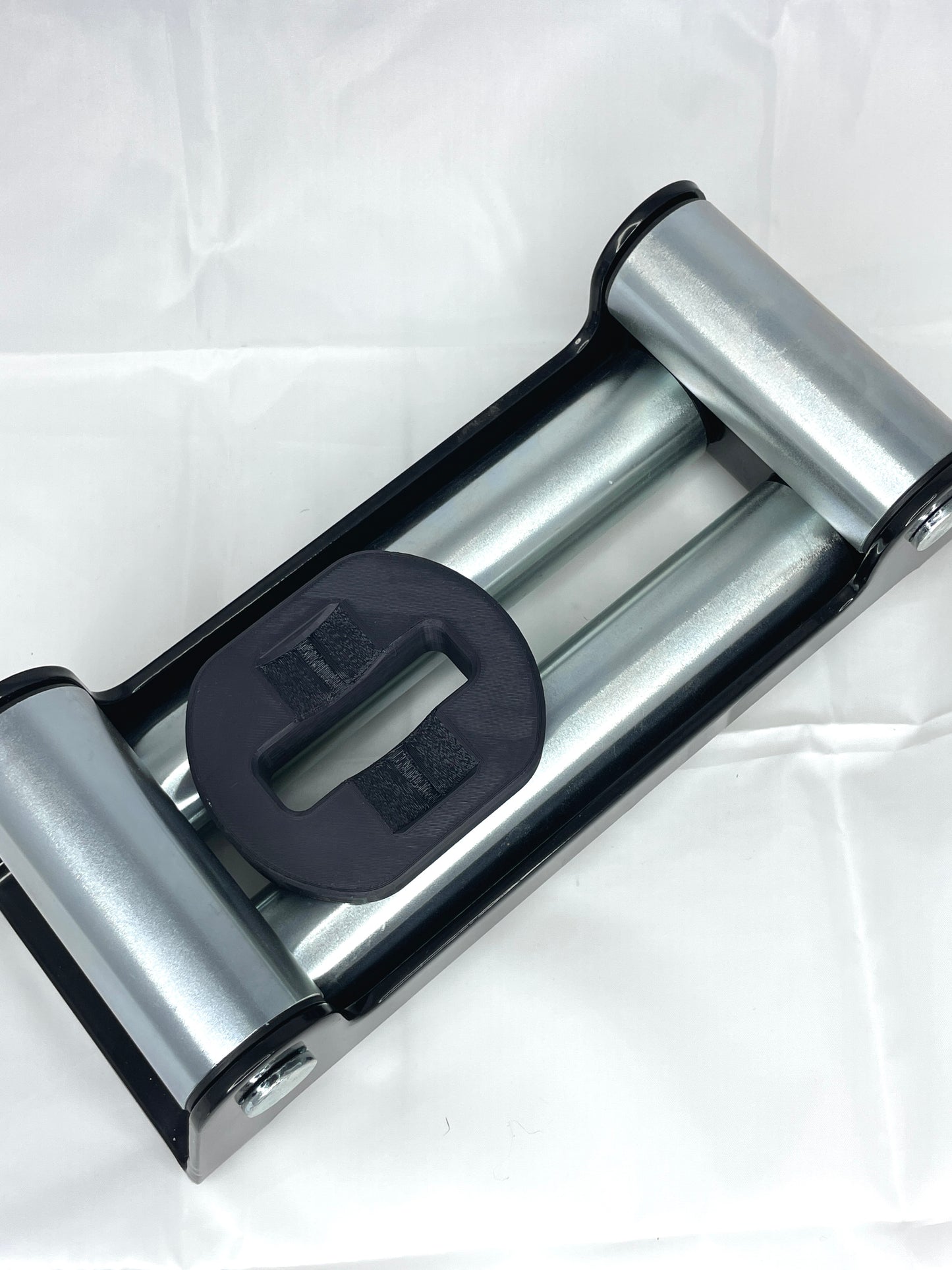 Universal Winch Hook Isolator
