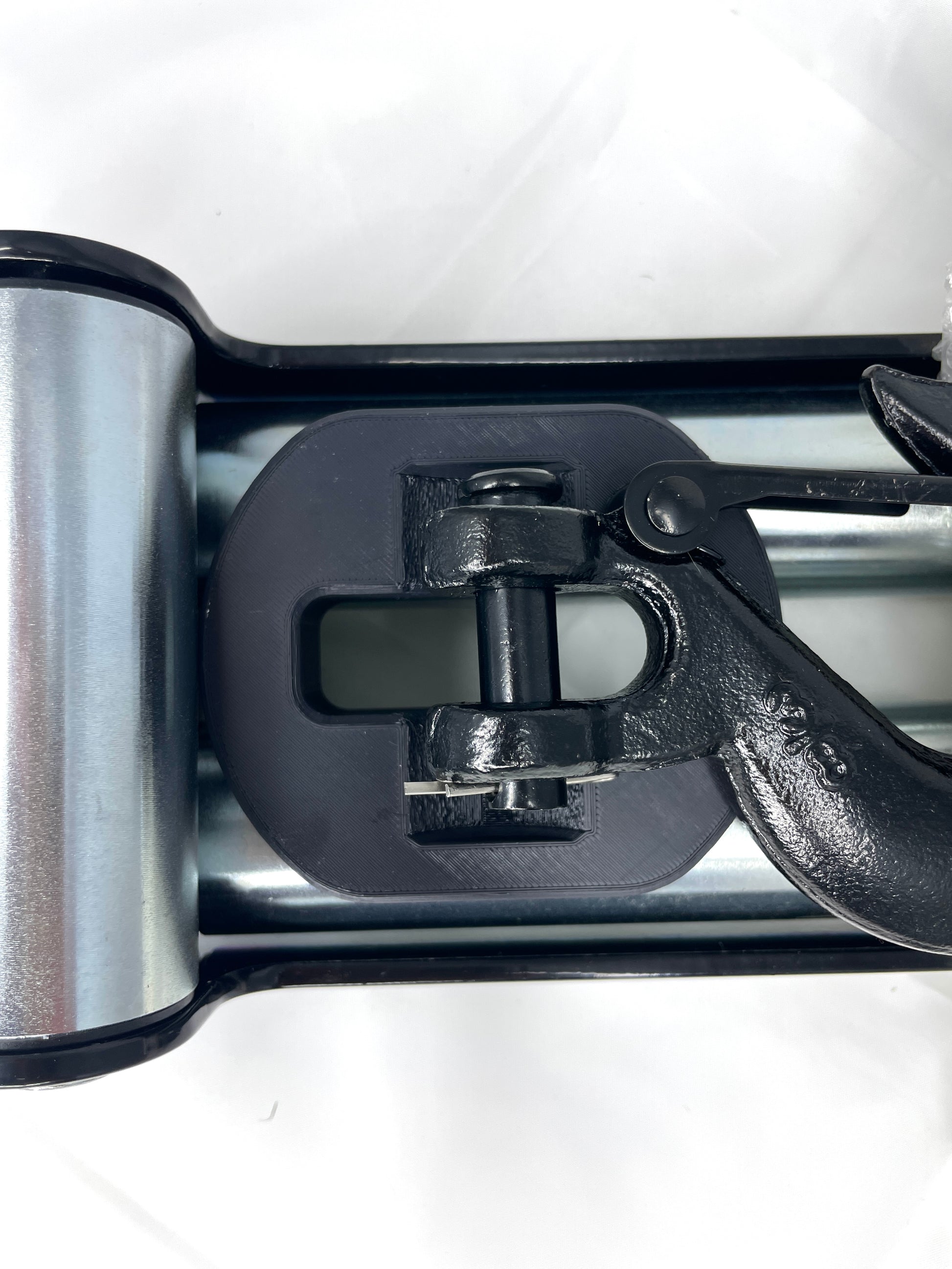 Universal Winch Hook Isolator – KFloTacoma